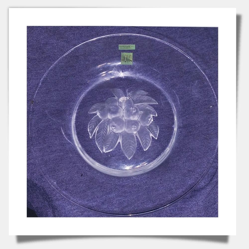 Crystal HOYA Collectible Plate